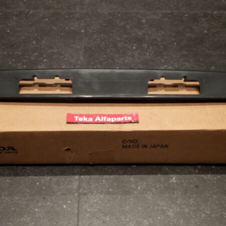 Honda Civic 1988 / 71503-SH3-G10ZZ Lampenhalter / Zierrahmen Stoßstange hinten / Garnish rr bumper
