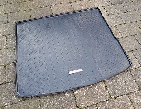 Ford Focus Stationwagon MK3 / Kofferbakmat / Trunk mat /AMBM5J N454A14 AA