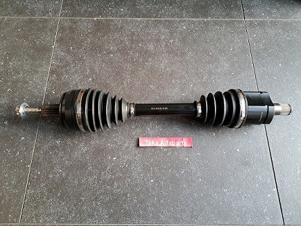 Aandrijfas / Antriebswelle / Drive Shaft / Arbre de Transmission / Meyle 100 498 0793 / T358 09/24 / Links Voor / VW California / VW Transporter / VW Multivan