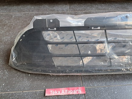 Ford Tourneo Connect Mk2 / Ford Transit Connect Mk2 / Grill Onder / 2275899 / 46L37A01 / 95699237
