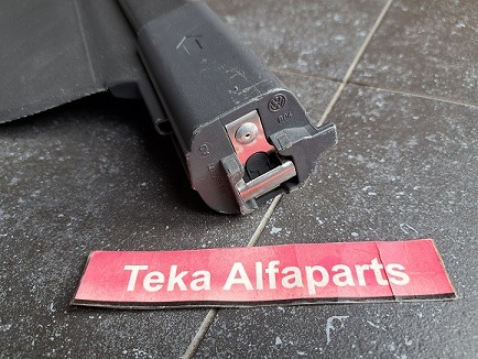 VW Touran / Hoedenplank / Rolcassette / Bagagenet / 1T0867871 AD
