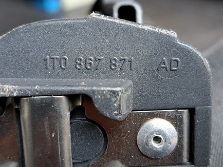 VW Touran / Hoedenplank / Rolcassette / Bagagenet / 1T0867871 AD