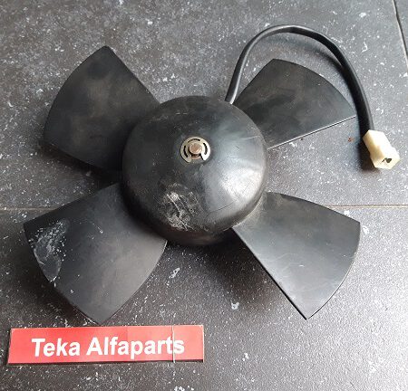 Alfa Romeo Alfetta USA / Koelventilator / Cooling Fan / Kühlerlüfter / Bosch 0130704200